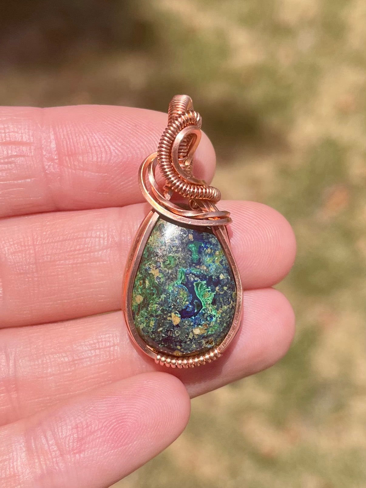 Malacholla Earth Pendant