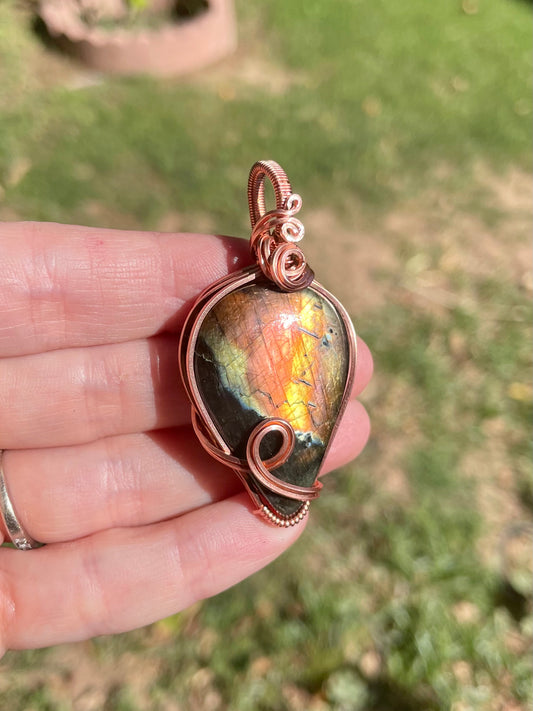 Labradorite Pendant