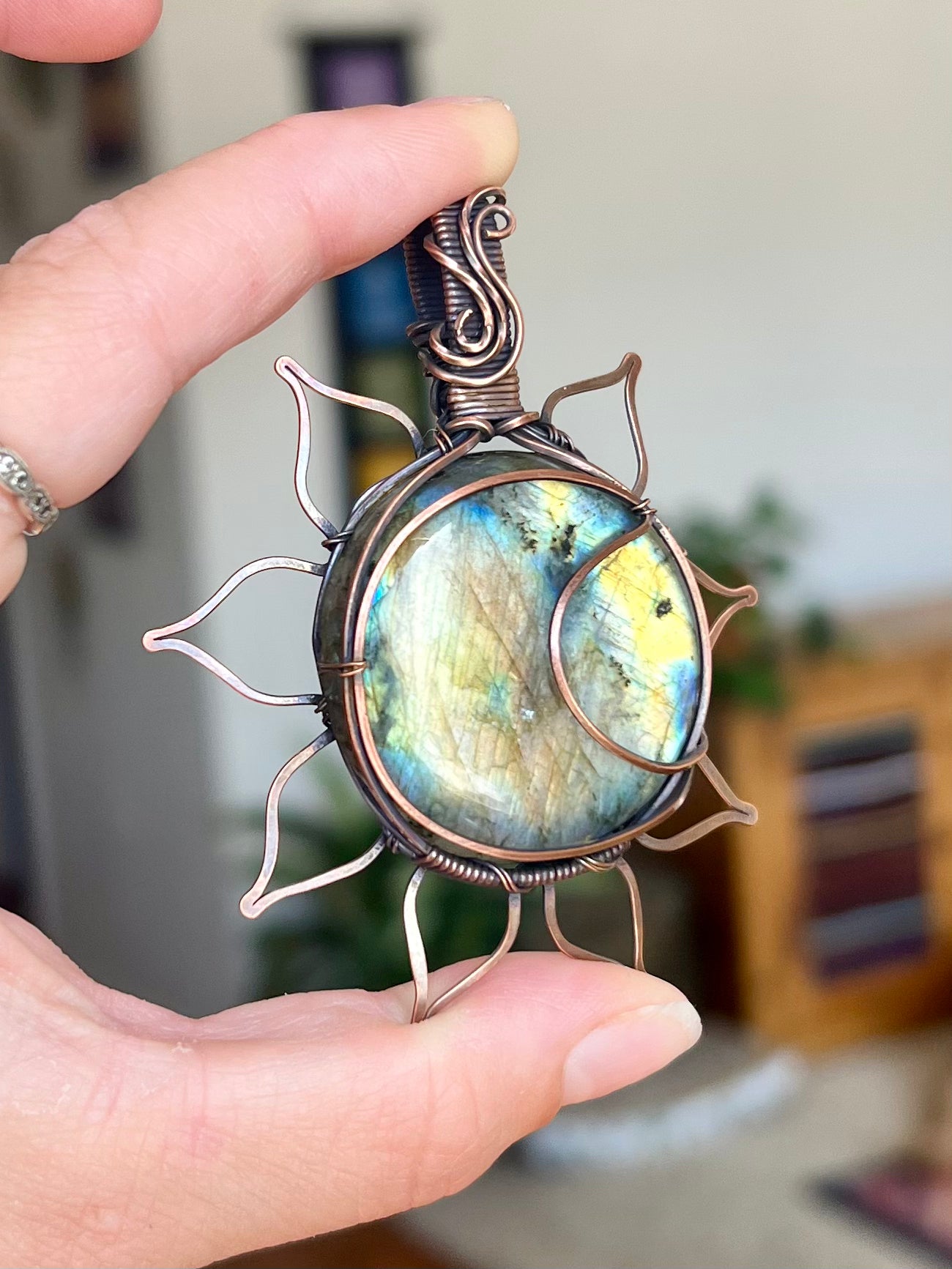 Labradorite Pendant