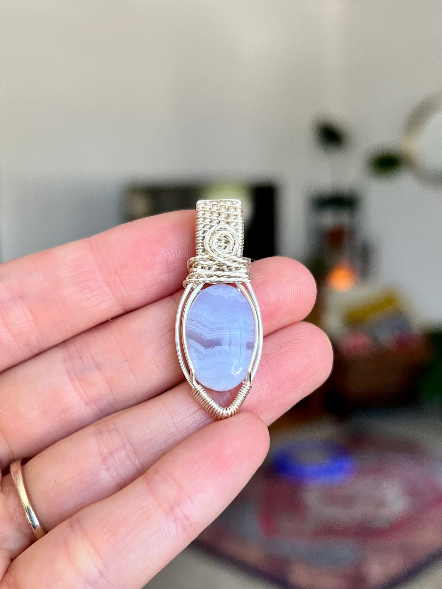 Cinderella Lace Agate Pendant