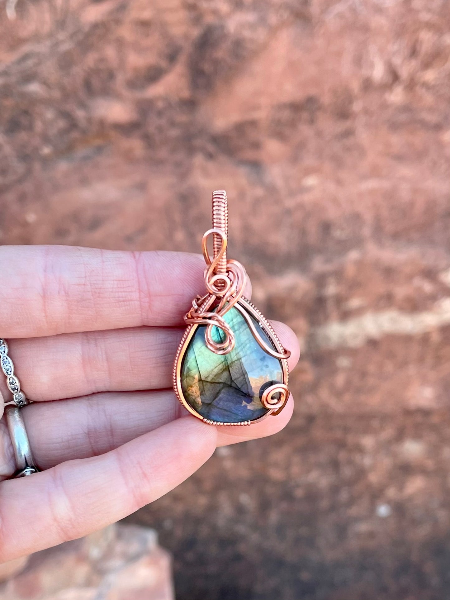 Labradorite Pendant