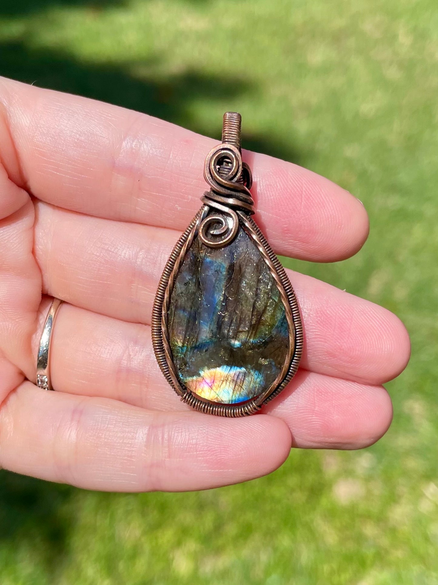 Labradorite Pendant